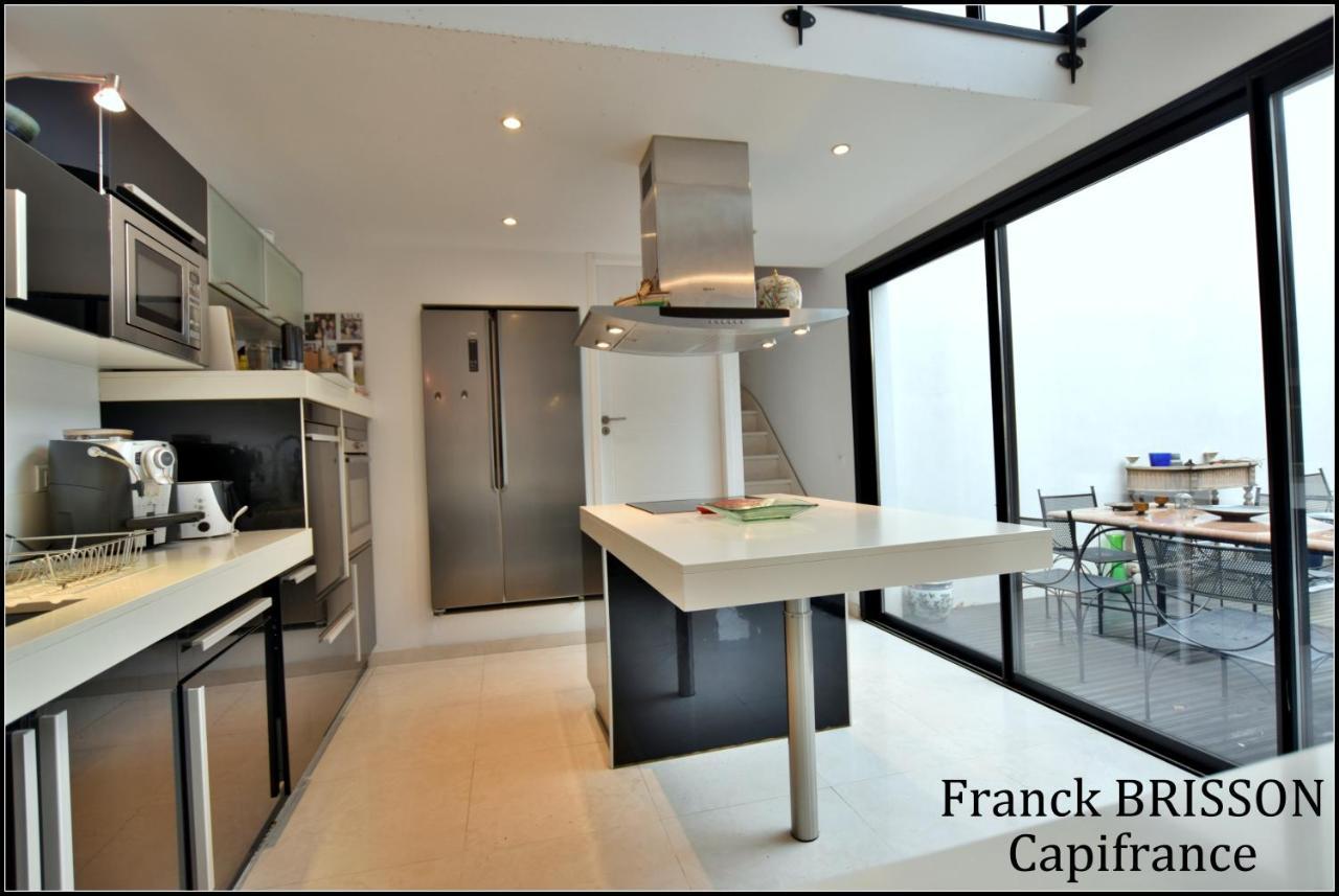 Patio2 Pezenas Centre Il Y A Plus Cher Mais C Est Moins Bien Εξωτερικό φωτογραφία